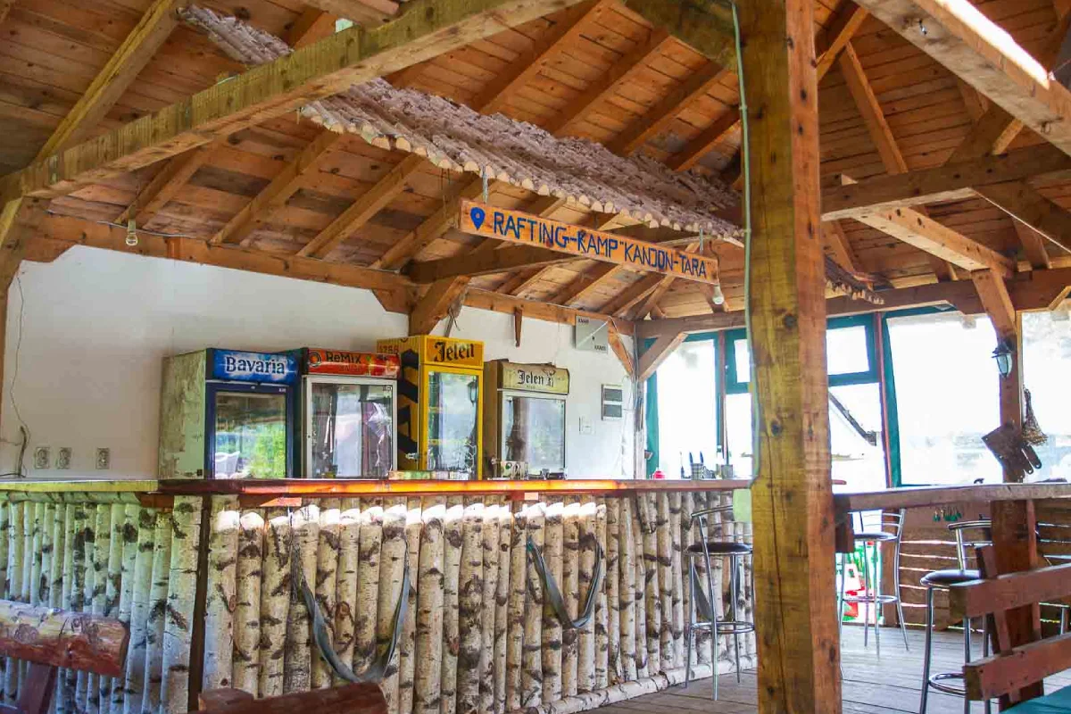 Rafting kamp Kanjon Tara - ambijent kampa i priroda 11